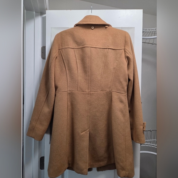 MICHAEL Michael Kors Camel Trench Coat With Detachable Hood - Picture 4 of 7